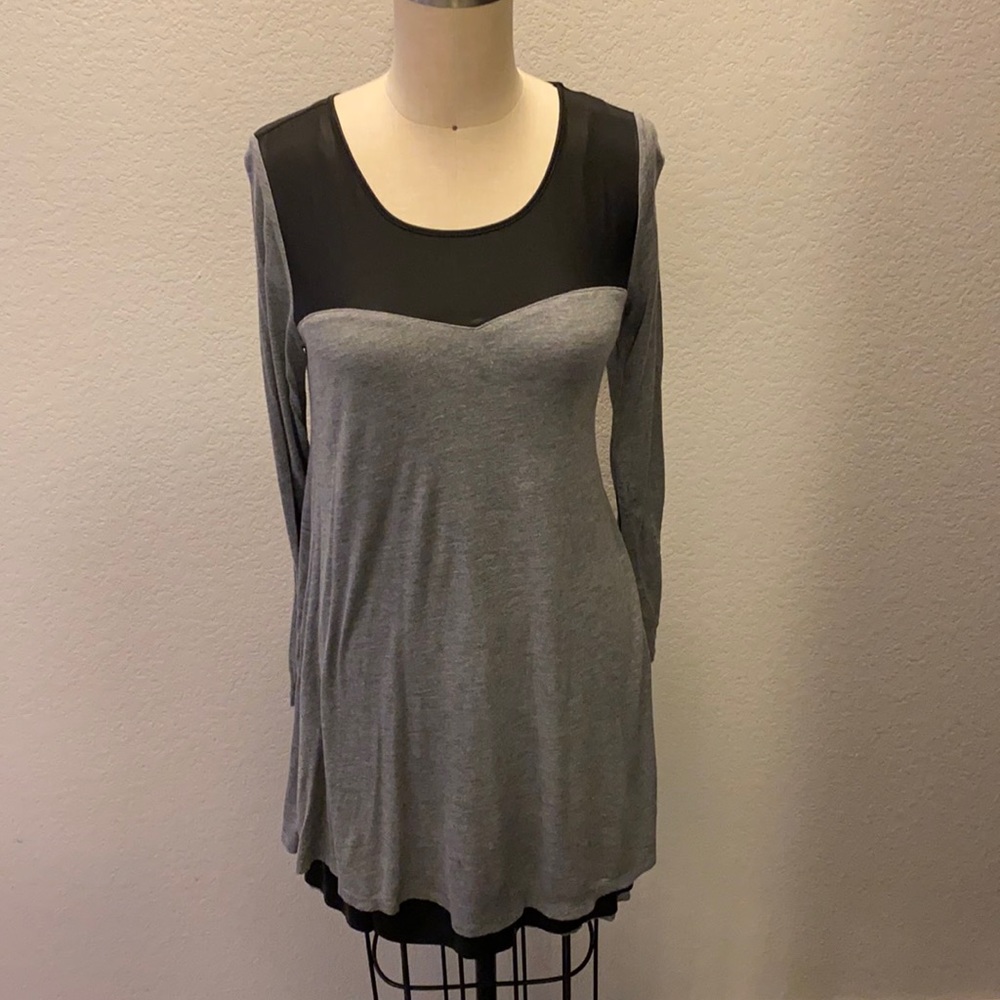 Women’s tunic top